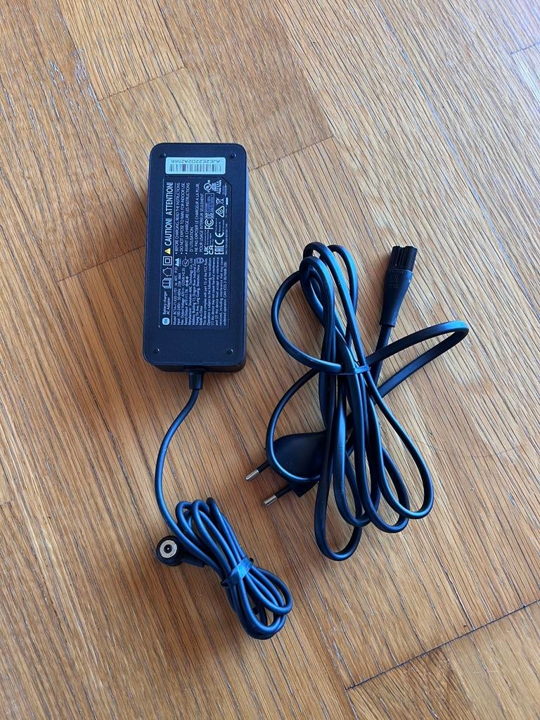 magnetische oplader voor scooter Xiaomi pro4, Enlèvement, Comme neuf