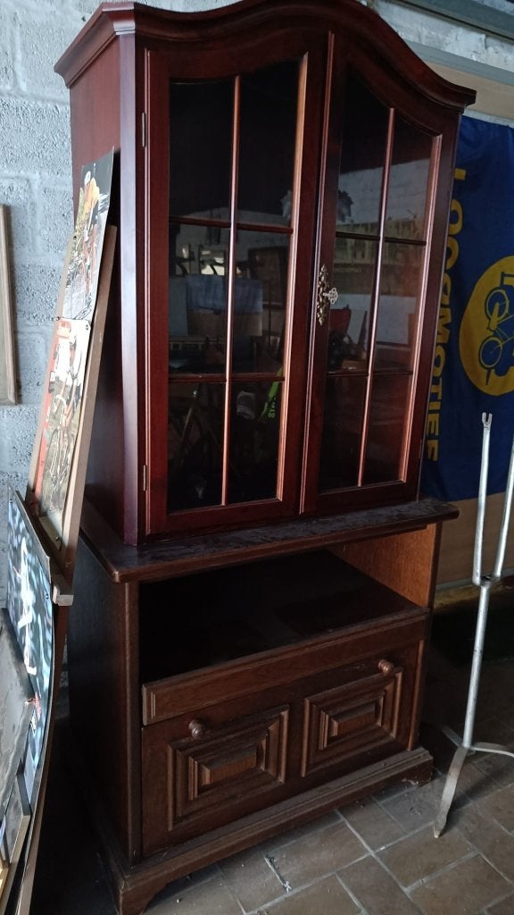 Klassieke vitrinekast, Huis en Inrichting, Ophalen, Gebruikt