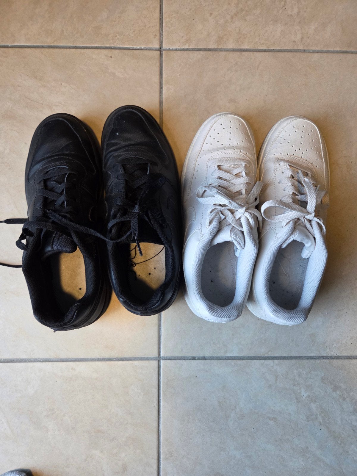 Nike Eberlon low, Enlèvement ou Envoi