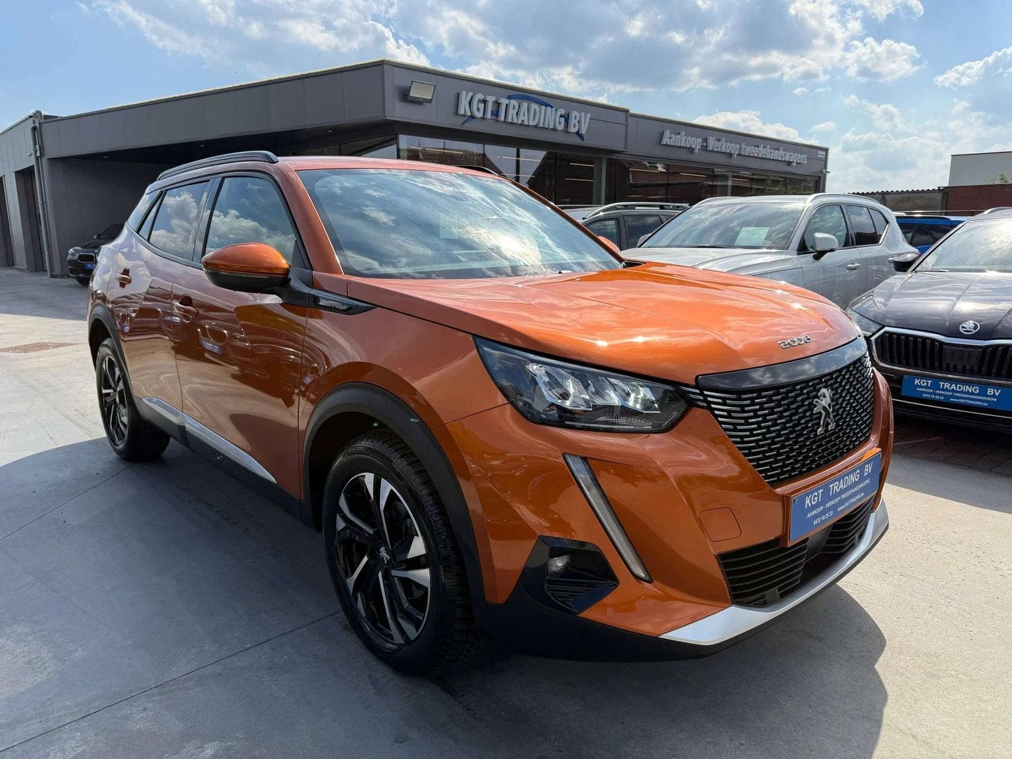 Peugeot 2008 1.2i ALLURE NAVIGATIE LEDER CAMERA CARPLAY FULL, Phares entièrement LED, 1263 kg, Achat, Euro 6