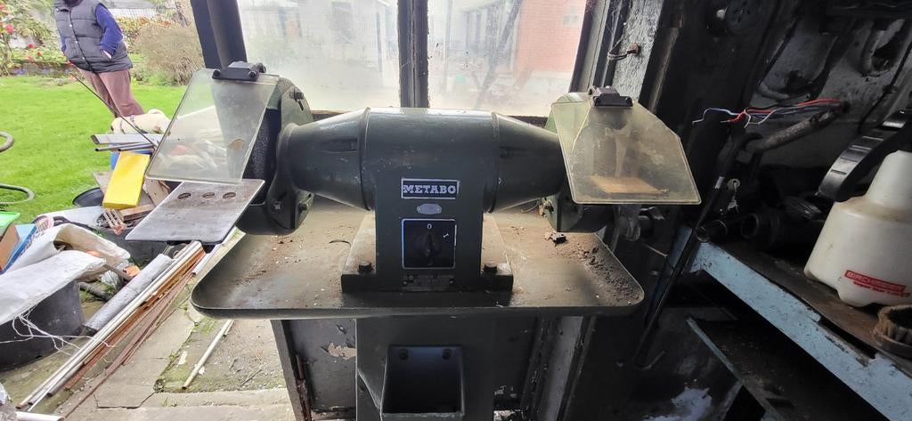 Metabo slijpmachine op voet type 7222D, Ophalen