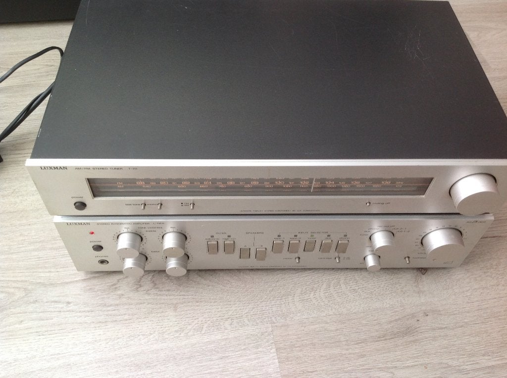 Sets=Luxman L-116A Versterker + Luxman T-111 stereotuner, Audio, Tv en Foto, Overige merken, Tuner of Radio, Zo goed als nieuw