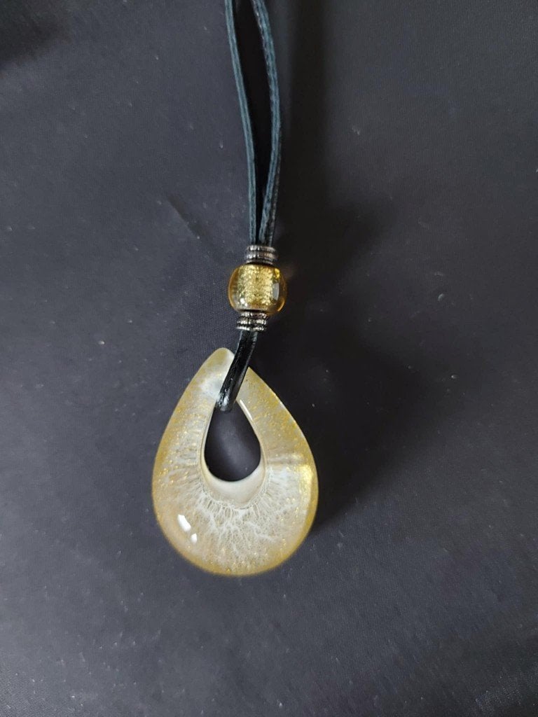 Halsketting, Handtassen en Accessoires, Kettingen, Zo goed als nieuw, Overige materialen, Ophalen of Verzenden