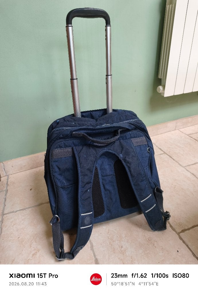 Cartable à roulettes, 30 à 40 cm, Enlèvement, Utilisé, Bleu