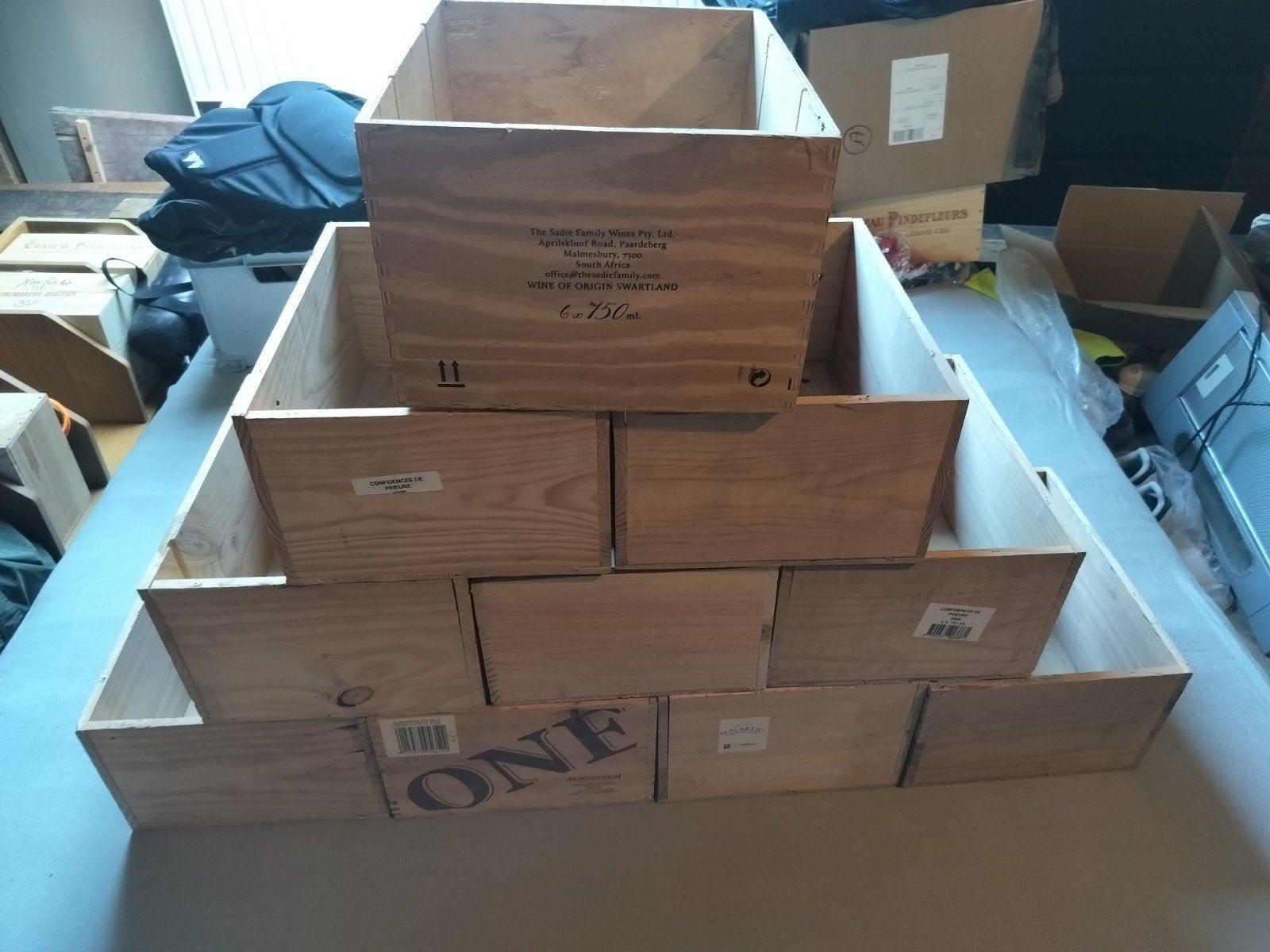 10 wijnkistjes, Ophalen