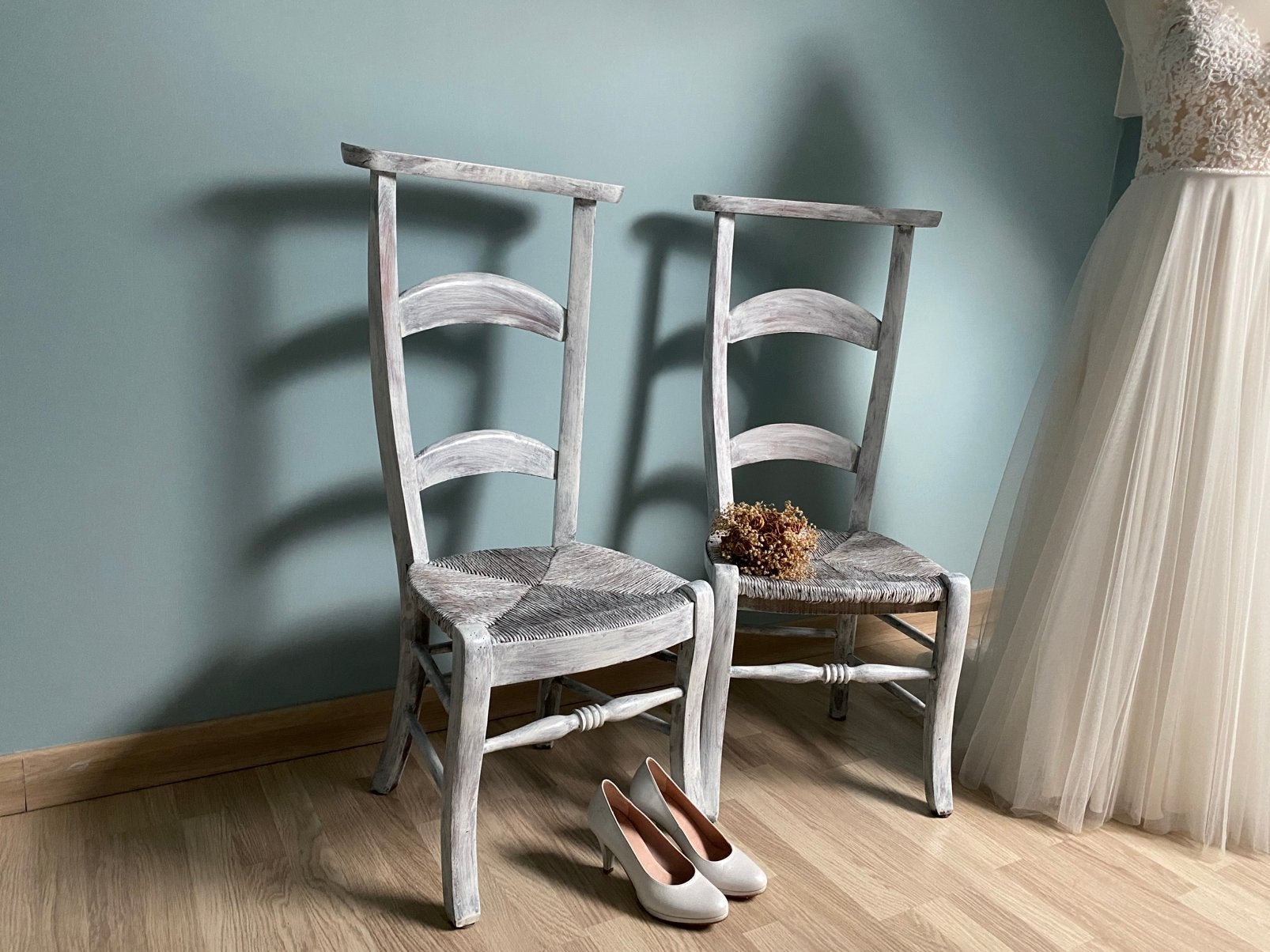 Wedding chairs - (bruids)decoratie - ceremonie - fotoshoot, Huis en Inrichting, Stoelen, Ophalen