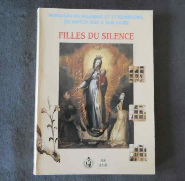 Moniales en Belgique et Luxembourg du Moyen-Age à nos jours, Ophalen of Verzenden, Gelezen