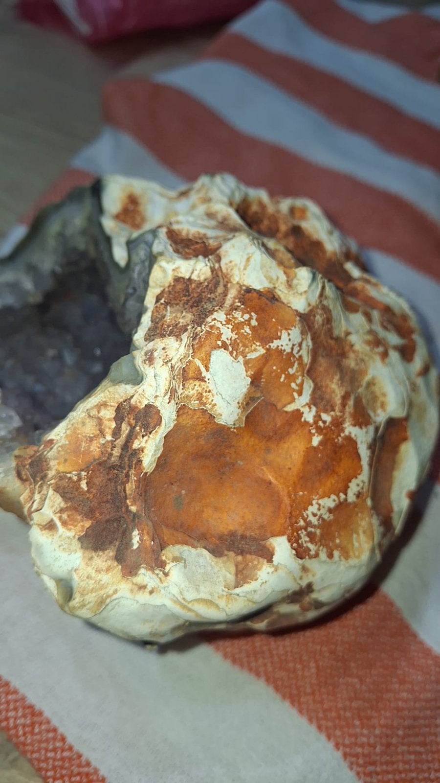 Géode Améthyste Claire sur Agate Rubanée - 1,193 kg, Collections, Enlèvement ou Envoi