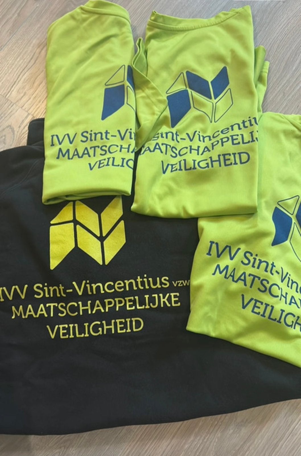 Pakket kledij IVV maatschappelijke veiligheid, Ophalen of Verzenden, Zo goed als nieuw