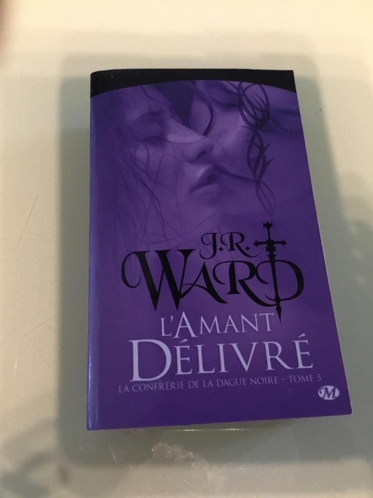 Livre BE La confrérie de la dague noire, Enlèvement ou Envoi, Utilisé