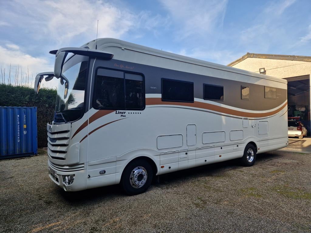 Concorde 990G  met autogarage, Caravans en Kamperen, Mobilhomes, Automaat, Concorde, 9 tot 10 meter, Diesel