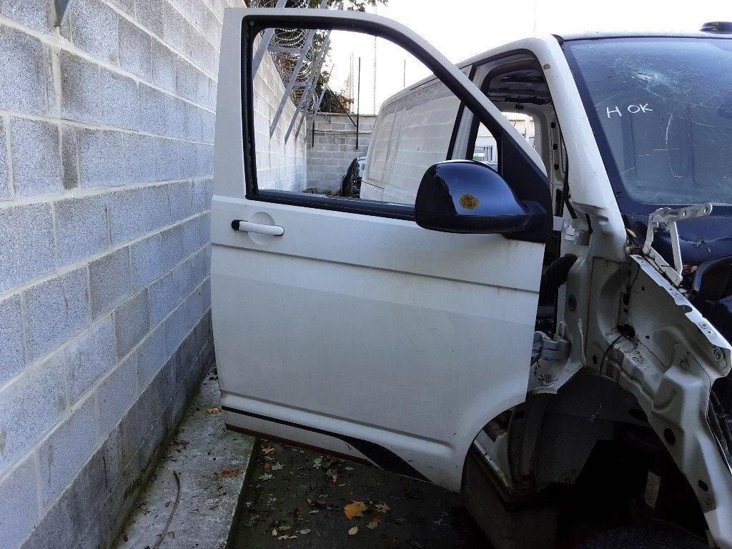 PORTIER RECHTS VOOR Volkswagen Transporter T6, Gebruikt, Volkswagen AG, Kundenbetreuung@volkswagen.de, Volkswagen