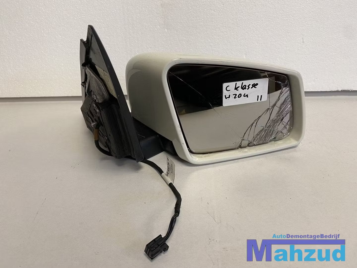 MERCEDES C KLASSE W204 wit spiegel rechts, Auto-onderdelen, Gebruikt, Mercedes-Benz AG, Mercedes-Benz, Mercedesstrasse 120
70372  Stuttgart, DE