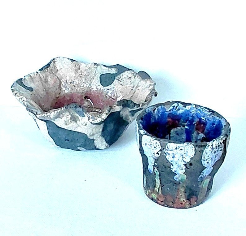 Raku Keramiek Set (2 stuks) • Daniëlle Kempen • Handgevormd, Enlèvement ou Envoi, Comme neuf, 8 cm, Fait main