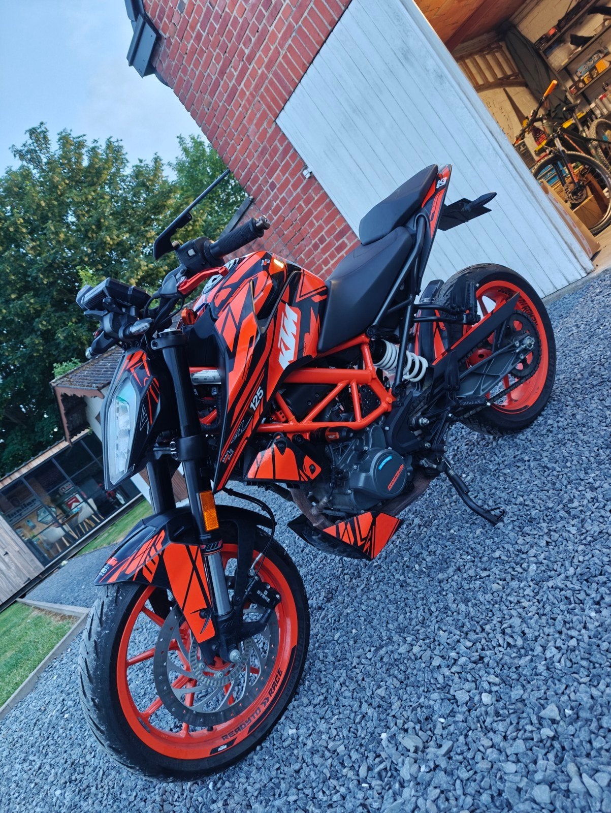 KTM Duke 125cc, Motos, Permis Moto A1 minimum, Particulier, 1 cylindre, Naked bike