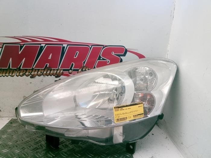 Phare gauche d'un Peugeot Partner, -, -, 3 mois de garantie, Utilisé