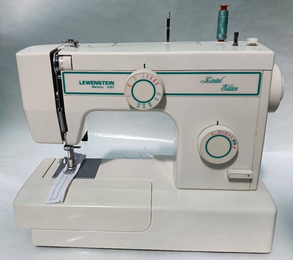 Naaimachine Lewenstein - Melson 3107 - Limited Edition, Hobby & Loisirs créatifs, Machines à coudre & Accessoires, Enlèvement