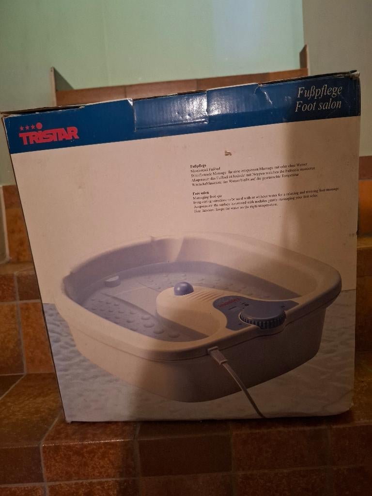 Voetbad met massage, Ophalen, Zo goed als nieuw, Hand- en Voetverzorging
