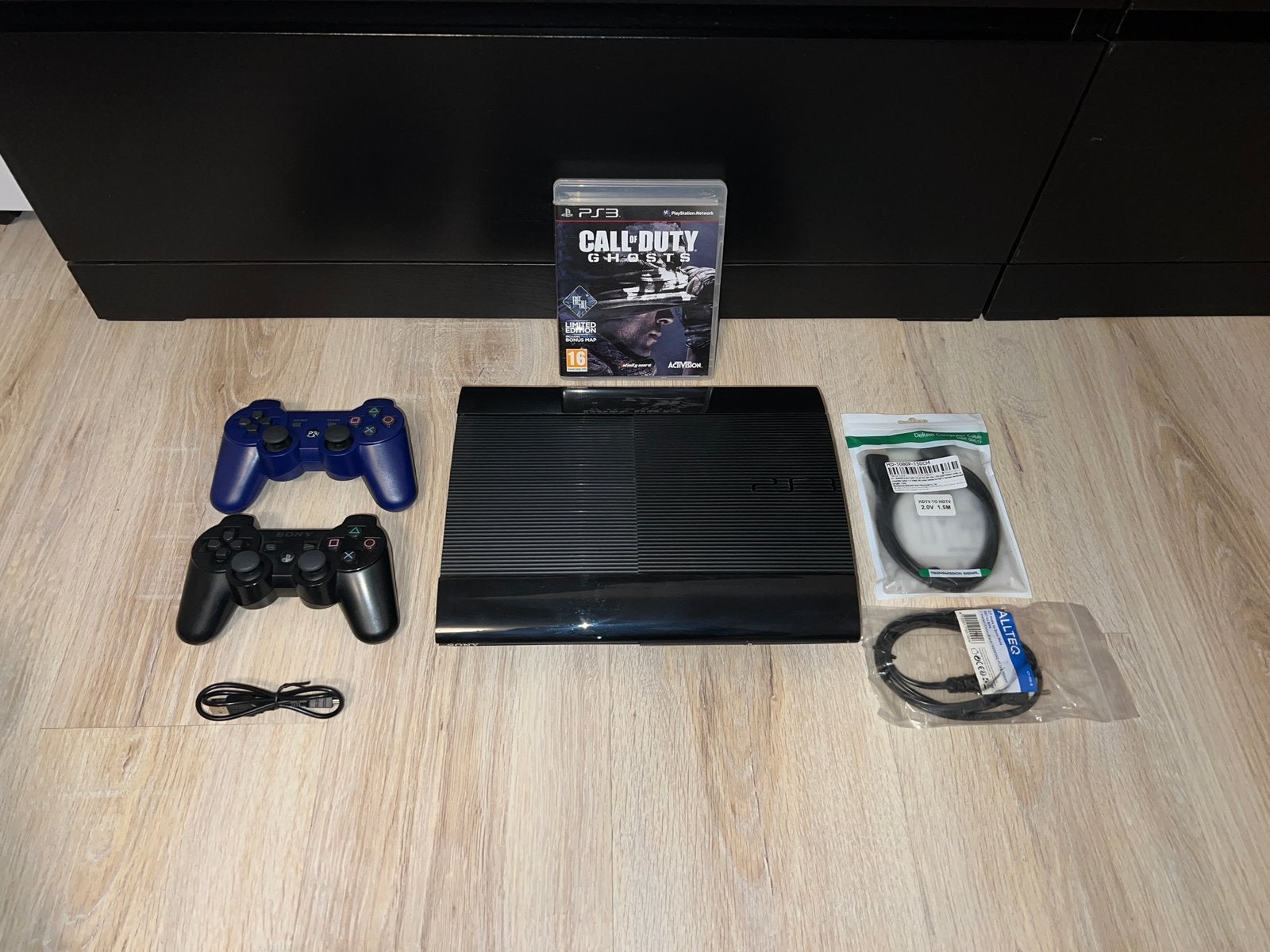 playstation 3 super slim 500GB met accessoires, Games en Spelcomputers, Spelcomputers | Sony PlayStation 3, Ophalen, Super Slim