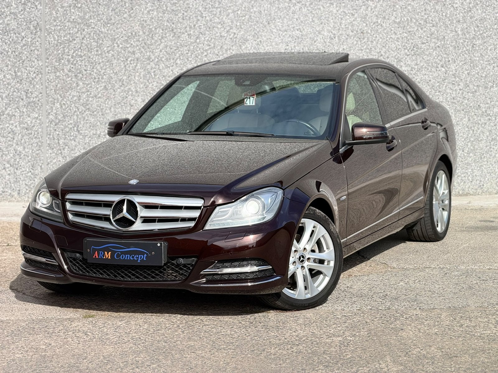 Mercedes Classe C180 AvantGarde Toit/Xenon/NAV/Garantie 1an, Auto's, Automaat, Euro 5, Bruin, Bedrijf