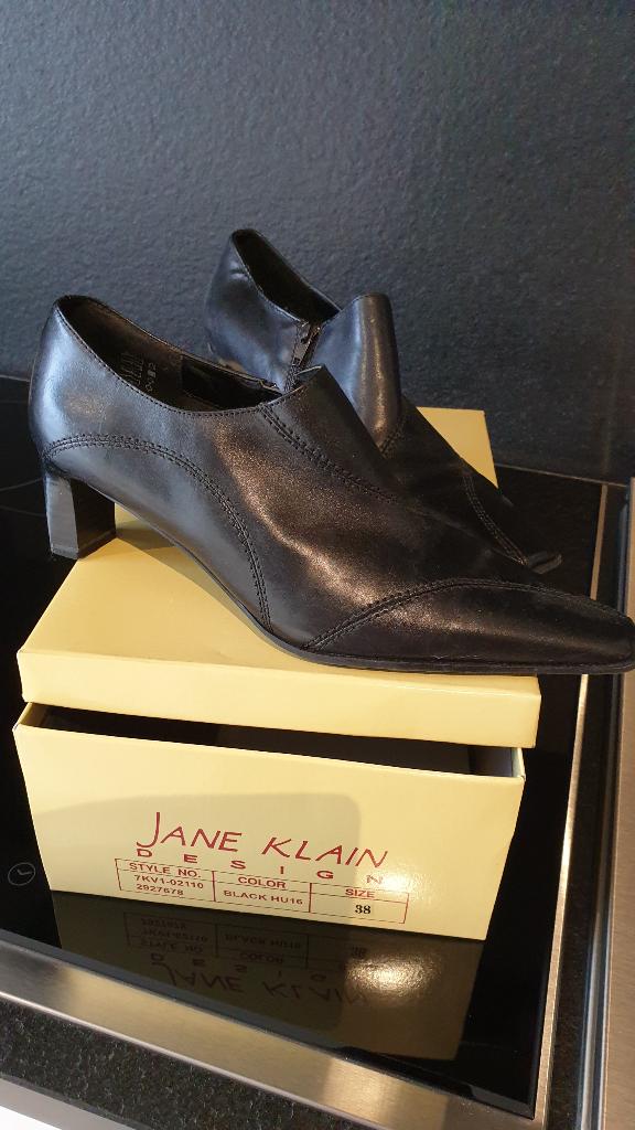 PAIRE DE CHAUSSURES À TALONS HAUTS NOIRES POUR FEMMES, Enlèvement ou Envoi, Chaussures à haut talons, Comme neuf, Noir