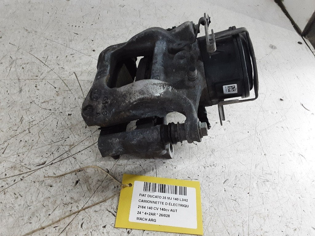 REMKLAUW LINKS ACHTER Fiat Ducato (250) (00522081980), FCA Germany GmbH, Gebruikt, IPC D1-09 Bahnhofsplatz
65423  Rüsselsheim am Main, DE
