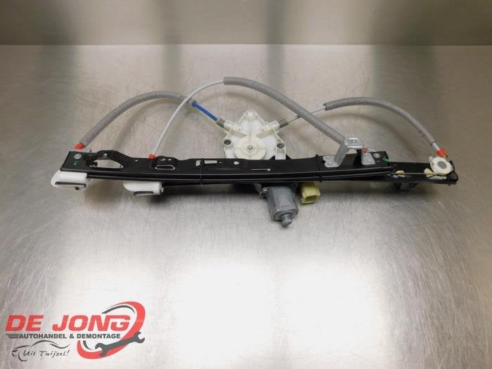 Ruitmechaniek 4Deurs links-voor van een Ford B-Max, Gebruikt, -, -, Ophalen of Verzenden