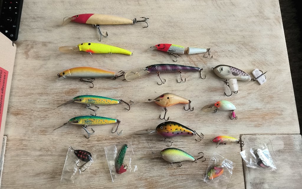 Rappala en andere.15€, Sports nautiques & Bateaux, Pêche à la ligne | Poissons prédateurs, Enlèvement ou Envoi, Utilisé, Ensemble complet