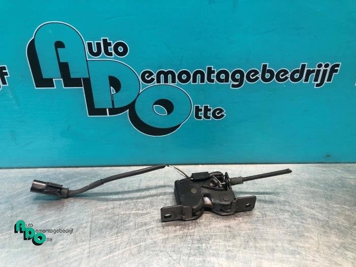 Mécanique de verrouillage capot d'un Mercedes SLK (SLK-Klas, 3 mois de garantie, Utilisé, -, -