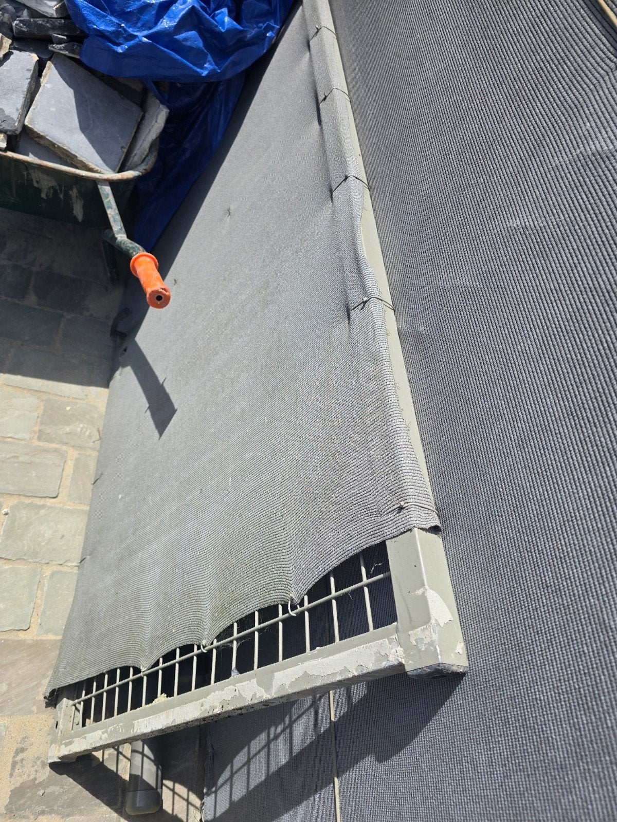 Hoge bekaert deur met 2 palen erbij Grijs, Jardin & Terrasse, Enlèvement