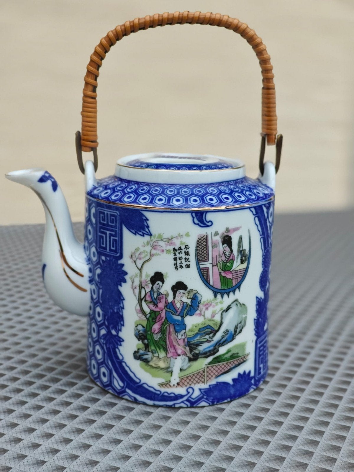 Vintage Aziatische porseleinen theepot, Ophalen