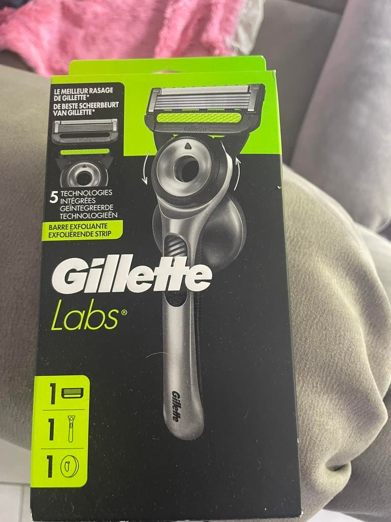 Gilette rasoir, Enlèvement, Neuf