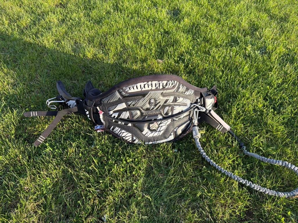 Dakine Pyro harnas S, Ophalen, Gebruikt, Trapeze
