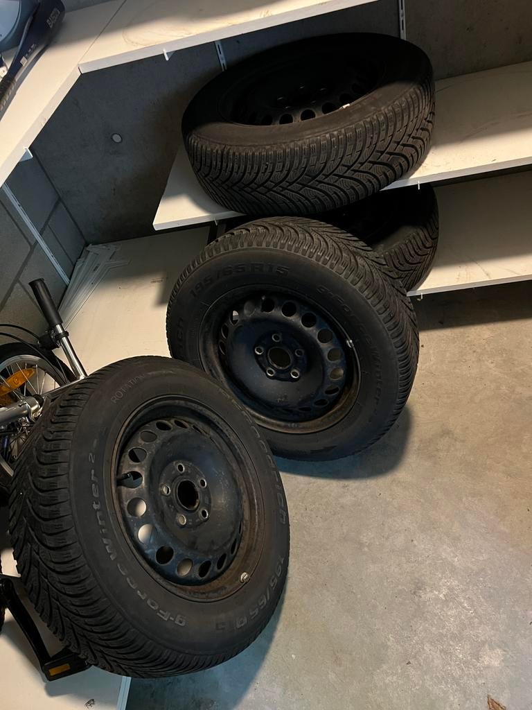 4 Banden met stalen velgen BFGoodrich Winter, Auto-onderdelen, Banden en Velgen, Ophalen, Gebruikt, 15 inch, Banden en Velgen