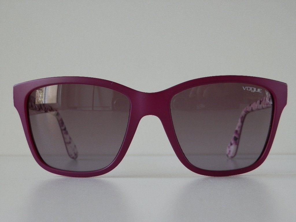 Lunettes de soleil Vogue NUMÉRO 2896-S., Bijoux, Sacs & Beauté, Lunettes de Soleil & Lunettes | Femmes, Comme neuf, Lunettes de soleil