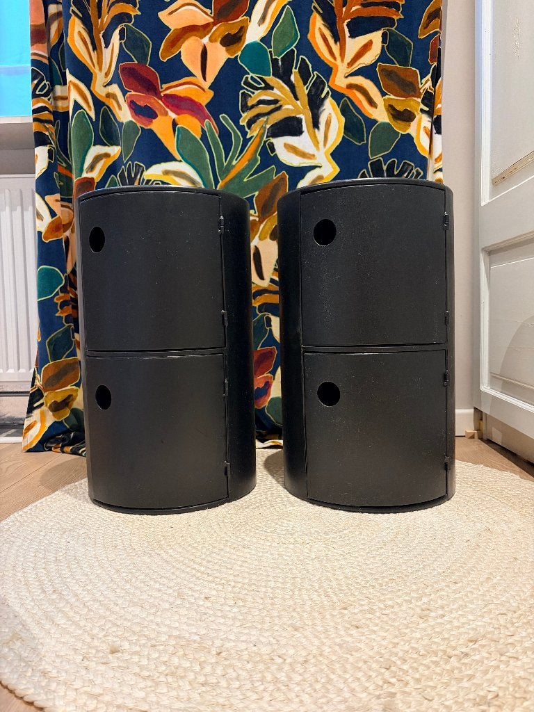 Paire de tables de chevet cylindriques en métal noir, Enlèvement, Utilisé
