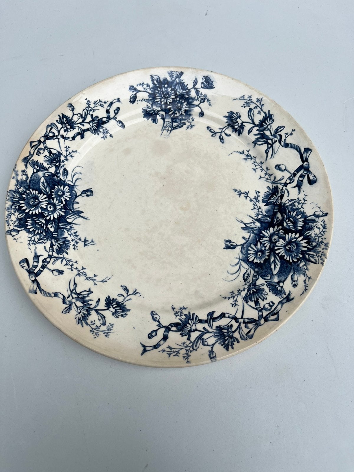 Assiette ancienne B.F.K. BOCH 1880-1920, Enlèvement ou Envoi