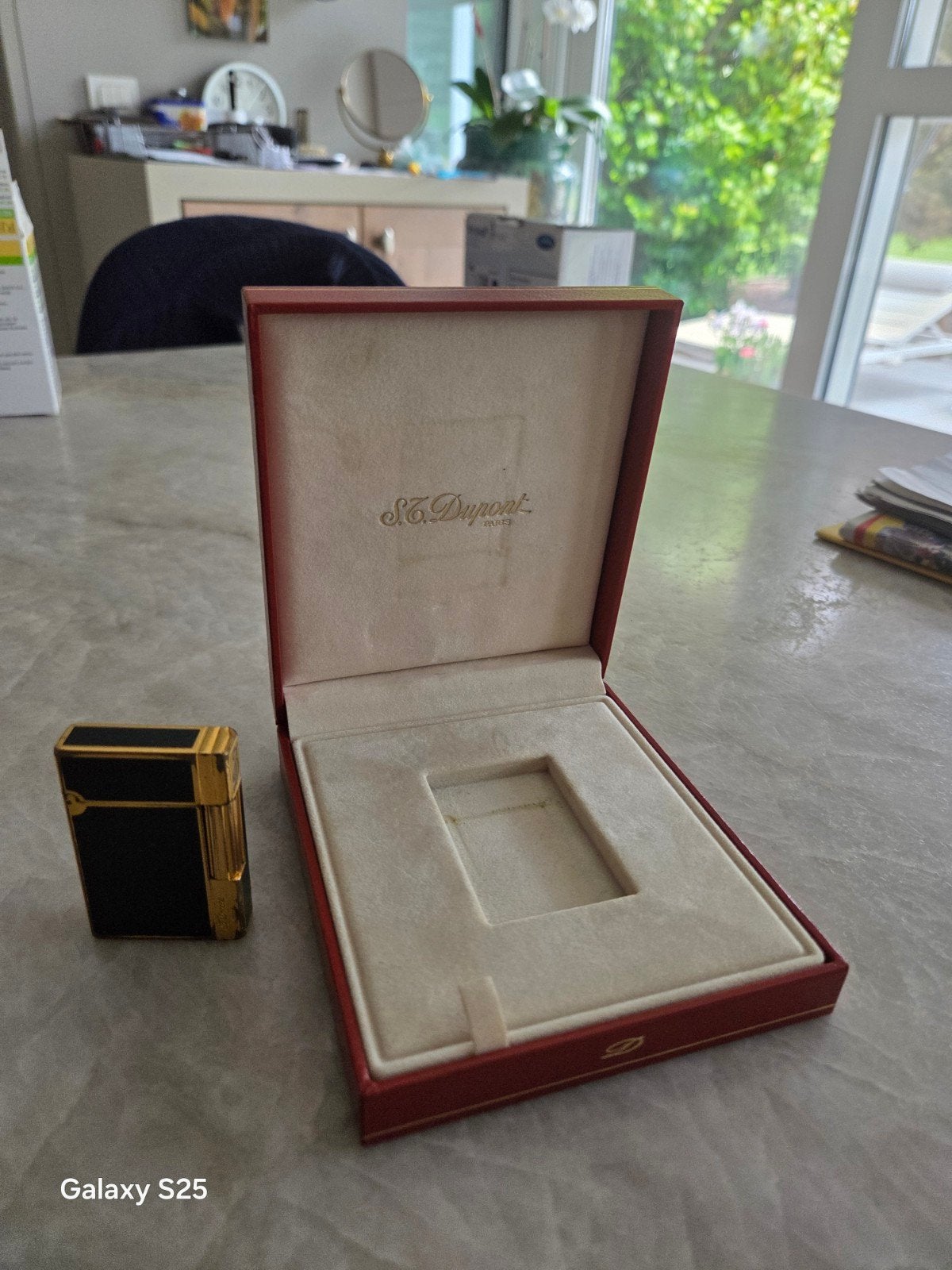 BRIQUET S.T.DUPONT en très bon état de fonctionnement, Collections, Enlèvement, Briquet