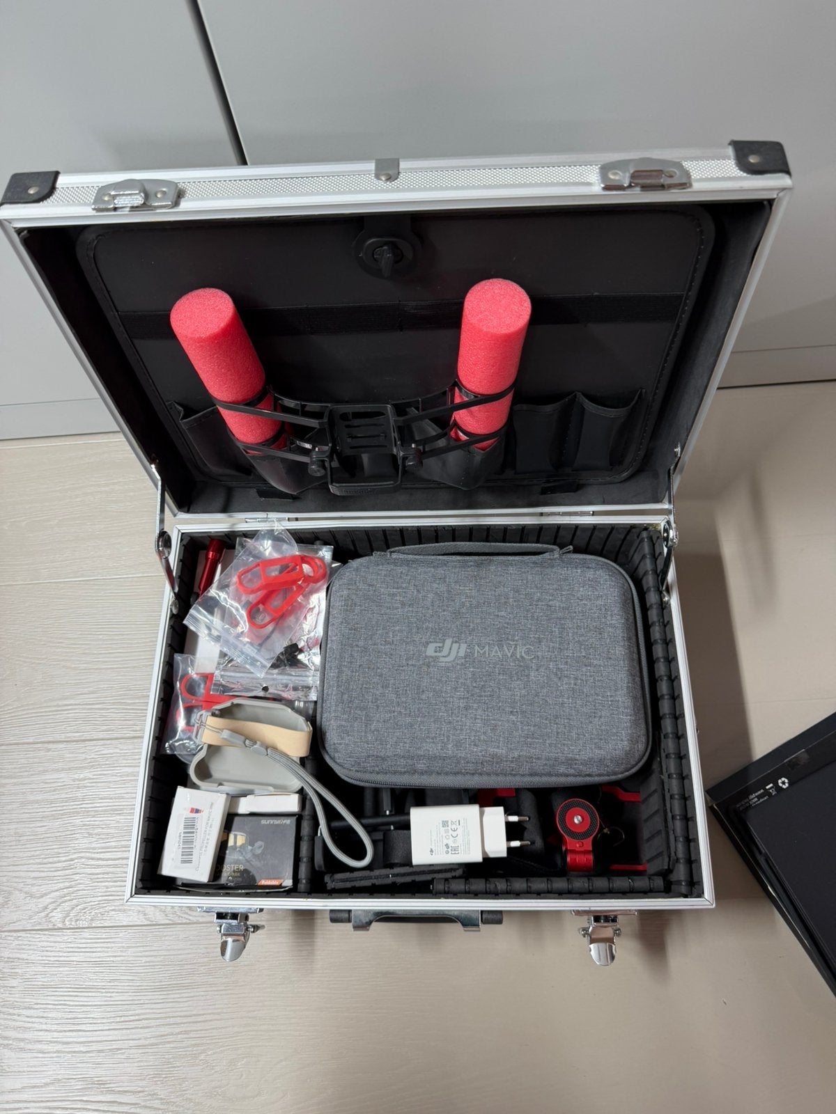 DJI Mavic Mini Fly more combo + veel accessoires, Drone avec caméra, Retour au point de départ, Moins de 250 g, 1 à 5 km