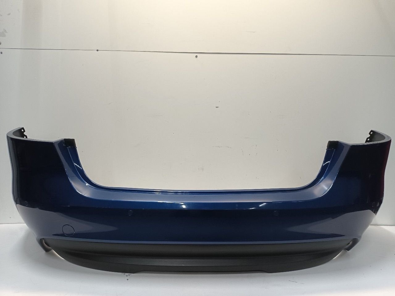 Bumper achter Jaguar XE, Auto-onderdelen, Onderdelen@venauto.nl, Van der Ven Autorecycling B.V., Gebruikt, Ettenseweg 76, 4706 PB Roosendaal, The Netherlands