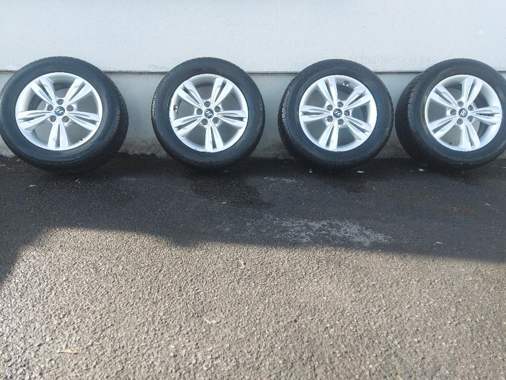 Jante et pneu/Hyundai Tucson iX35/Kia.../Acier 5 x114,3, Pneus été, 17 pouces, Enlèvement, Utilisé