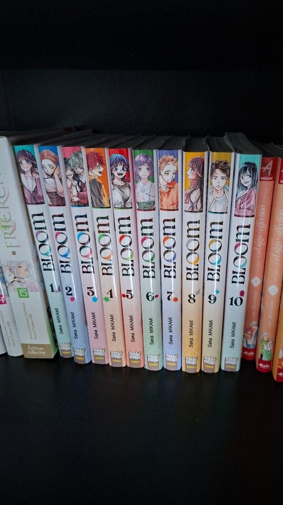 Bloom manga, Boeken, Strips | Comics, Meerdere comics, Ophalen, Zo goed als nieuw, Japan (Manga)