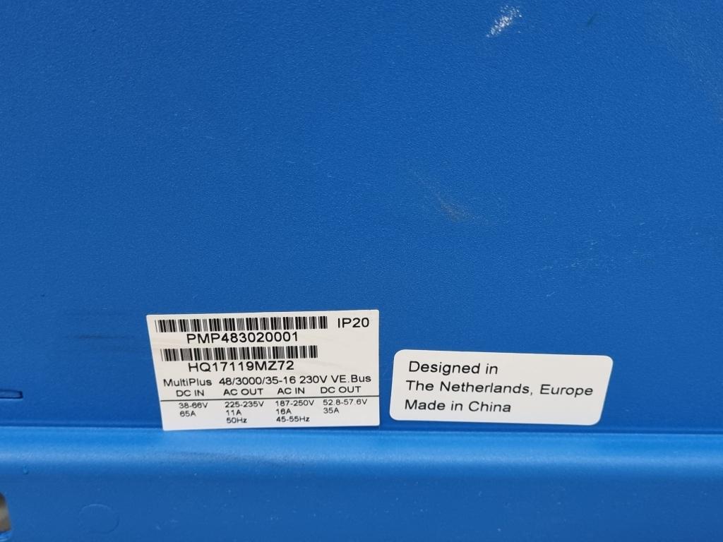 8913 Victron Multiplus omvormer lader 48 3000 35-16