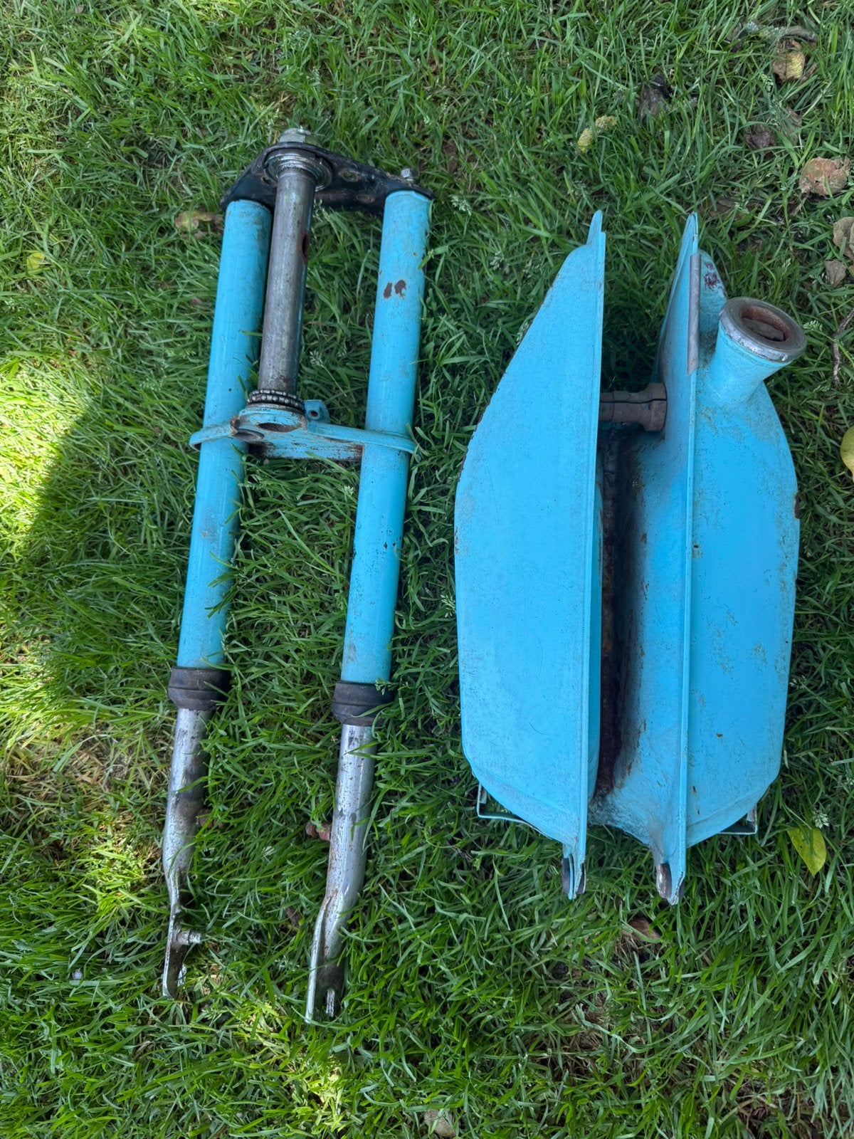 Honda Camino voorvork en tank, Fietsen en Brommers, Ophalen of Verzenden, Zo goed als nieuw, Tank