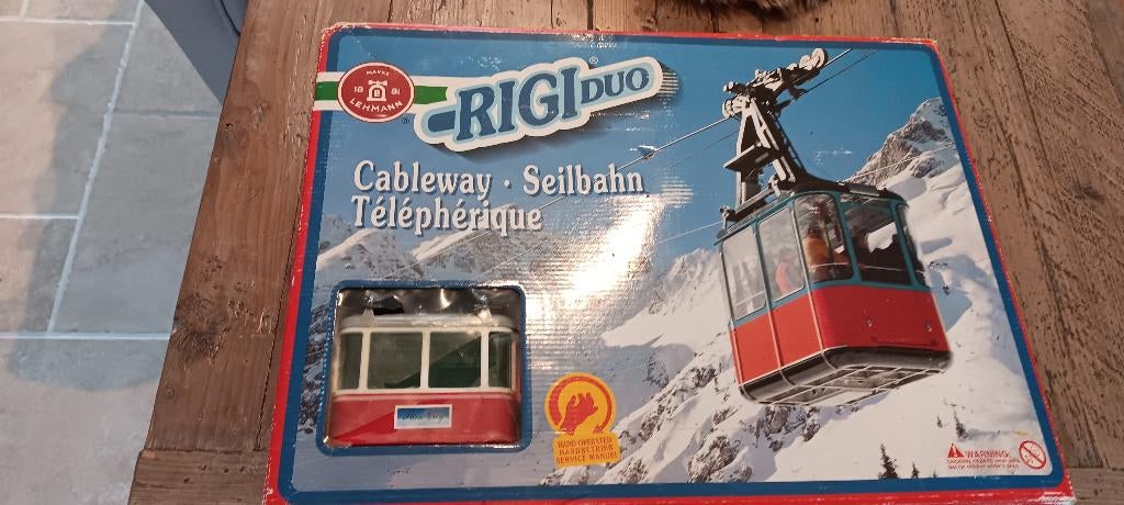 Skilift, Verzenden, Zo goed als nieuw