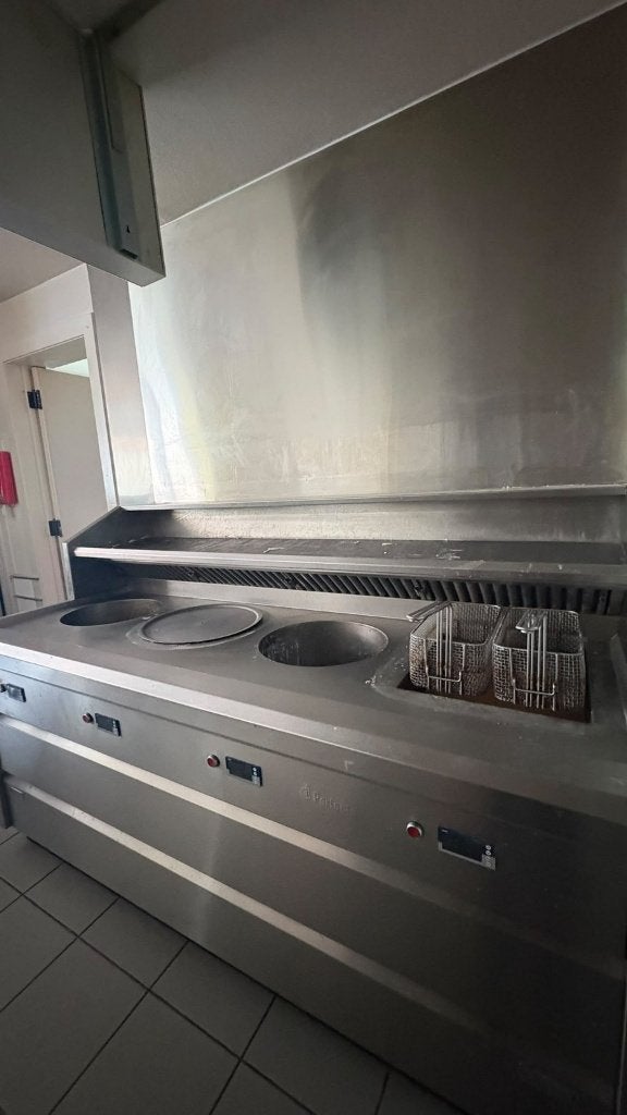 Friteuse professionnelle Perfecta, Enlèvement, Utilisé, Cuisinière, Friteuse et Grils