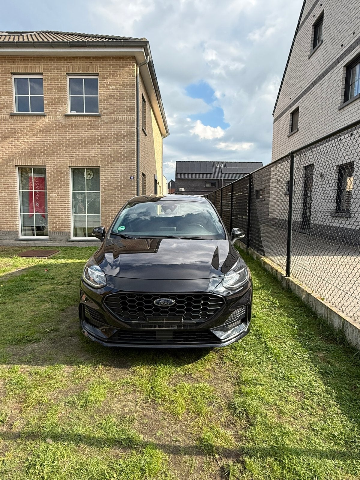 Ford fiesta st line 75500 km gekeurd voor verkoop, Voorwielaandrijving, Stof, Ecosport, Zwart