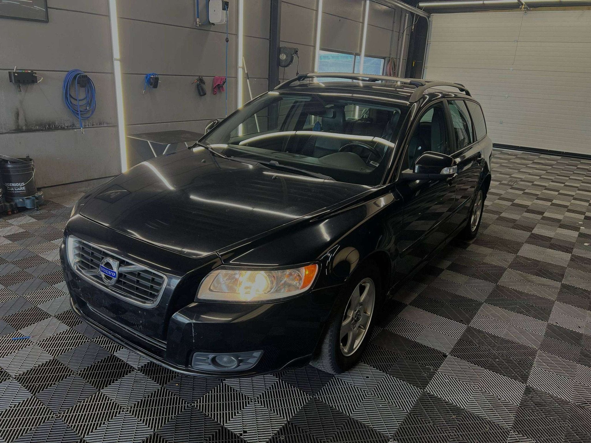 Volvo V50 1.6d EURO 5 bj. 2010, https://public.car-pass.be/vhr/a5f43aa3-57d7-4d93-bfd8-29f6abc3a591, Achat, Entreprise, 5 portes