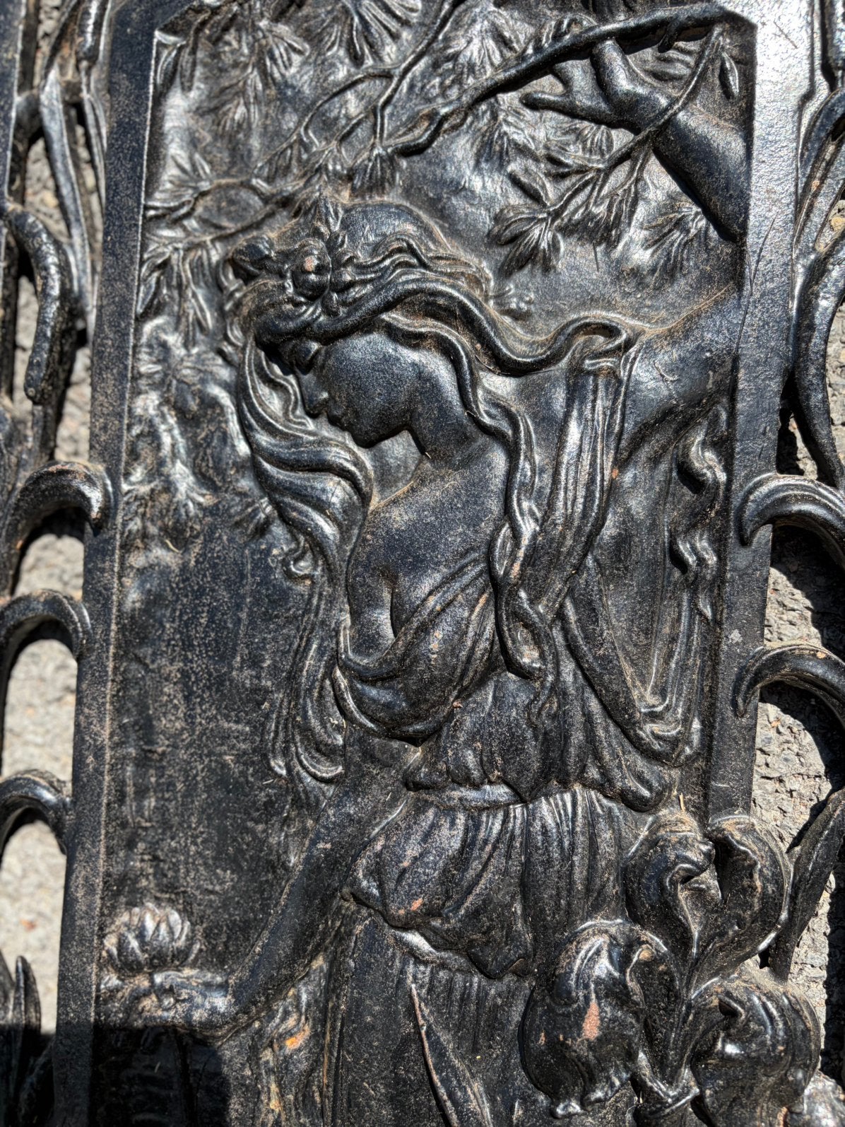 Plaque en fonte décorative, Antiquités & Art, Enlèvement