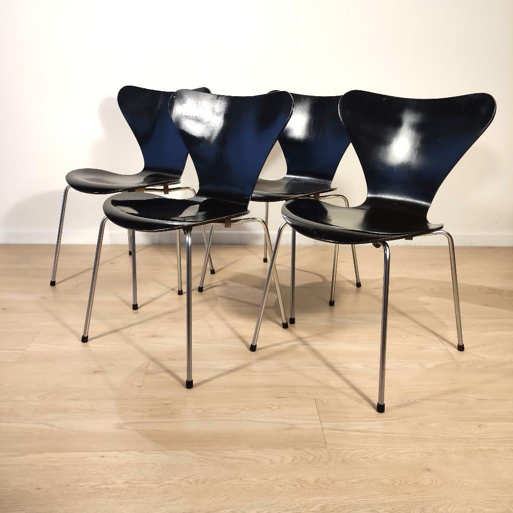 Set van 4 vintage vlinderstoelen Fritz Hansen, Ophalen, Gebruikt, Zwart, Vier